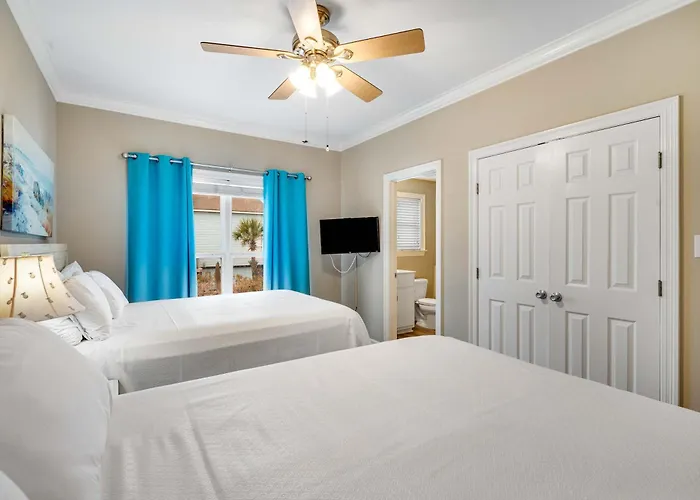 Holiday home Gorgeous Beachfront House With Private Balcony Free Wifi & Ac Gulf Shores